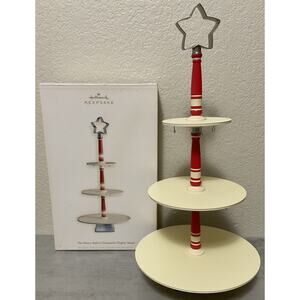 Hallmark Keepsake 2006 The Merry Bakers Christmas Ornament Display Tree Stand
